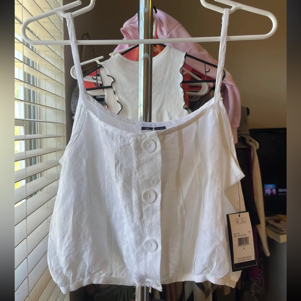 Volcom White Linen Cropped Tank Top NWT!